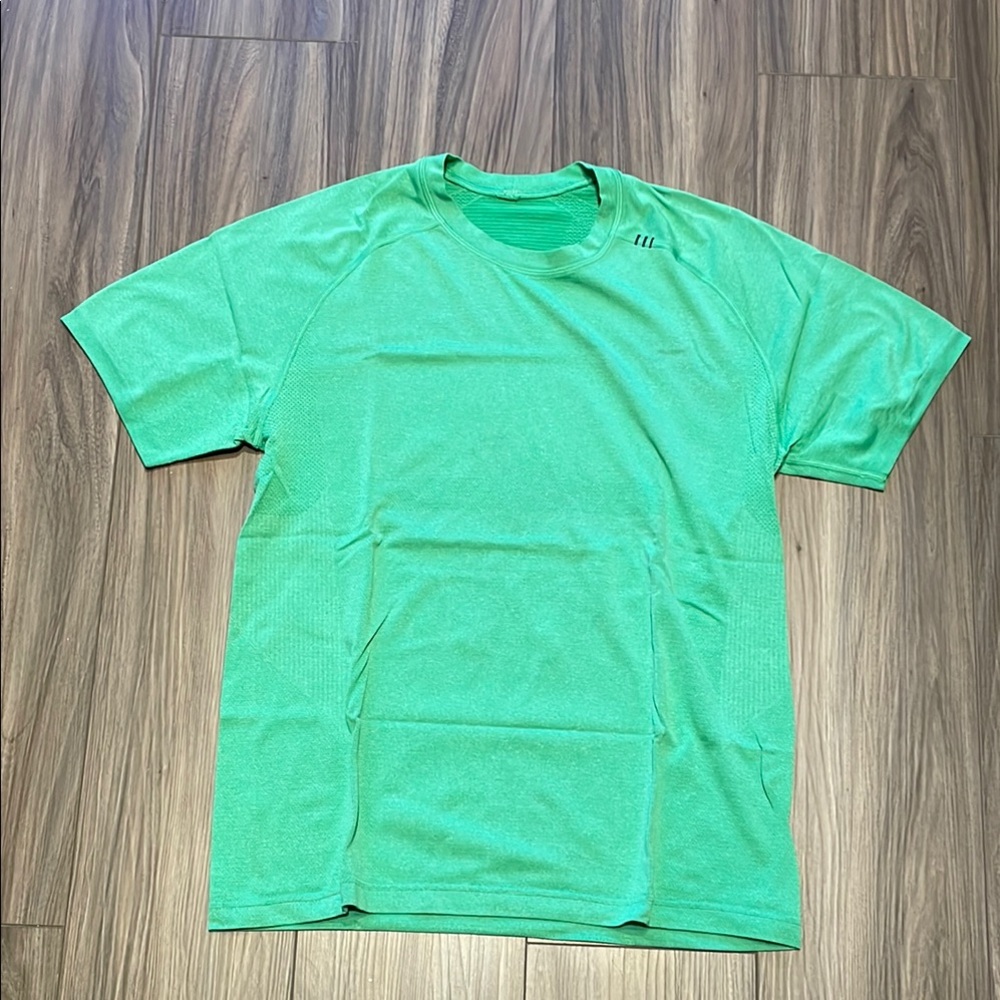 Lululemon Metal Vent Tech T-shirt